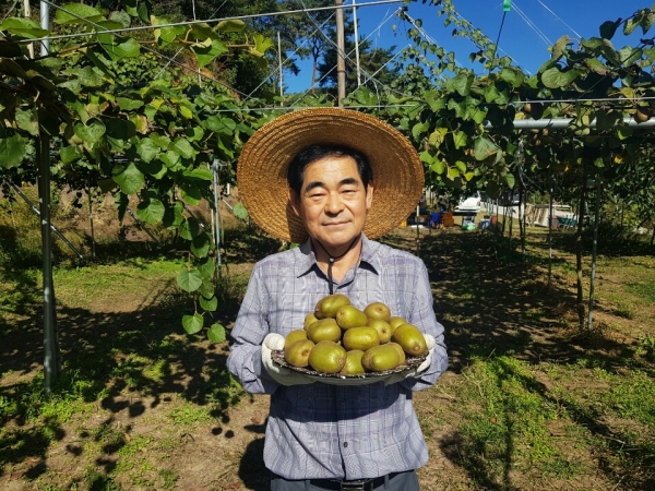 진주 신현열(참다래)