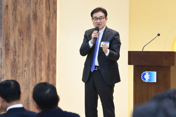 CEO의 의견을 시정에 접목하여 모든 시민이 함께 가는 시정을 펼치겠다”며 강조했다.