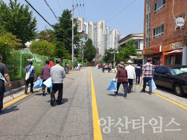 양산시 강서동 국토대청소 실시 ⓒ양산타임스