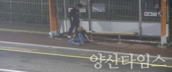 울주군 범서읍 ○○아파트 인근 버스정류장 절도 현장 ⓒ양산타임스
