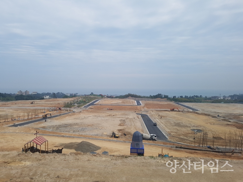 울주군 에너지융합산업단지에 1호 공장 착고했다. ⓒ양산타임스