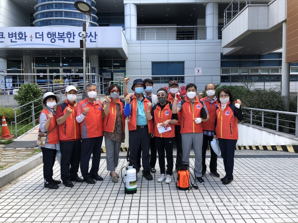 물금읍 주민자치위 방역 실시ⓒ양산타임스