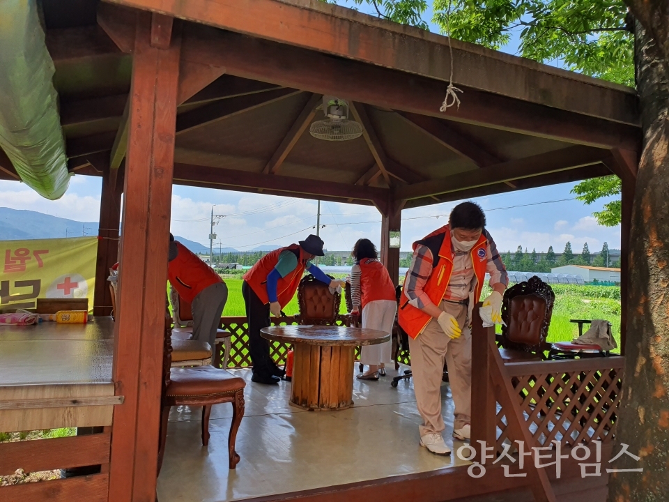 물금읍 주민자치위 방역 실시ⓒ양산타임스