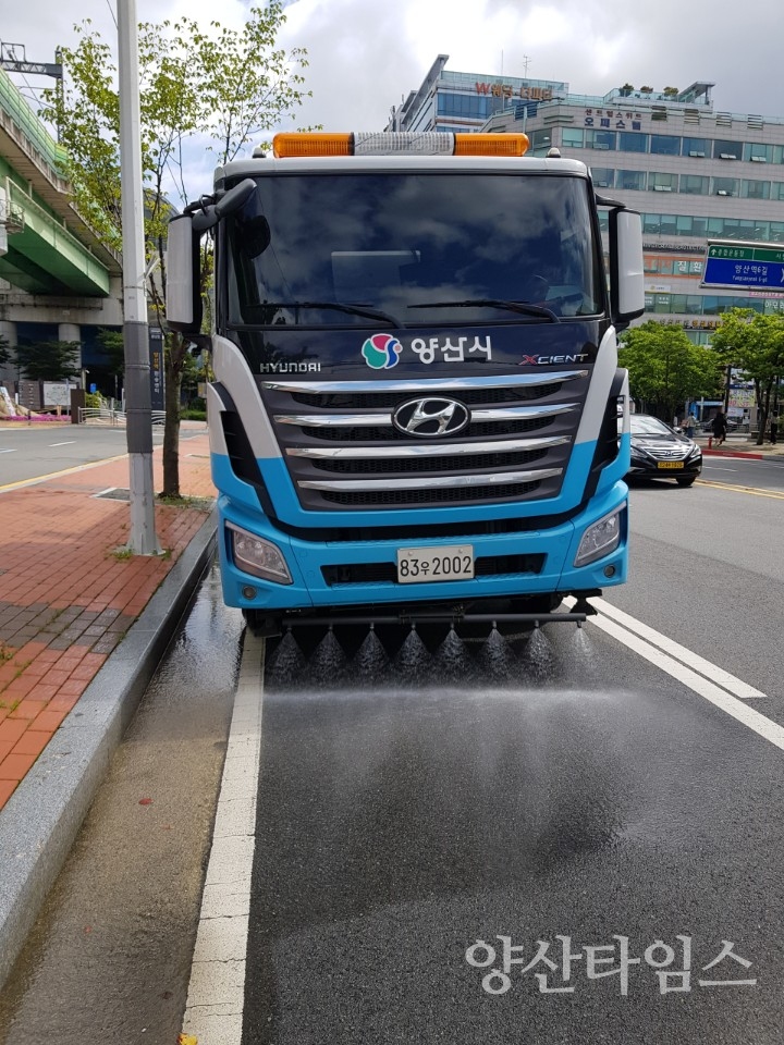 폭염대비 살수차 @양산타임스