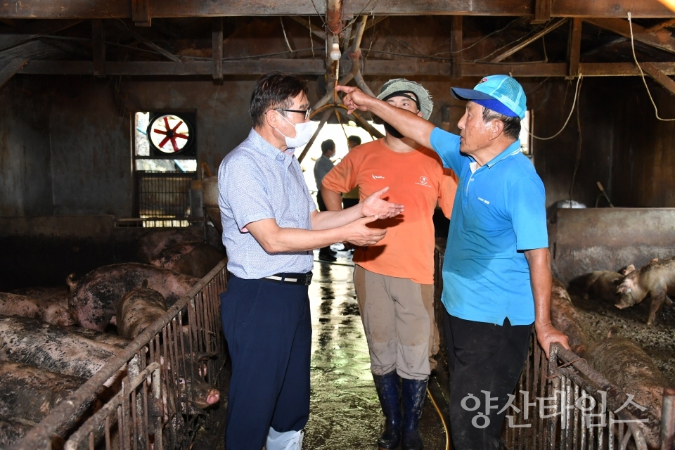 김일권 시장 악취민원 현장방문ⓒ양산타임스