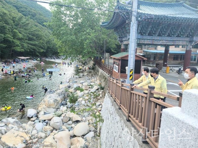 이정곤 부시장 물놀이지역 점검ⓒ양산타임스