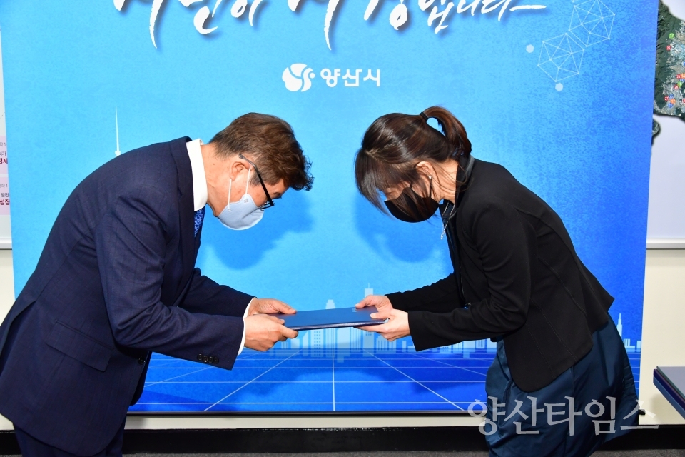 공직자윤리위 신임위원 위촉