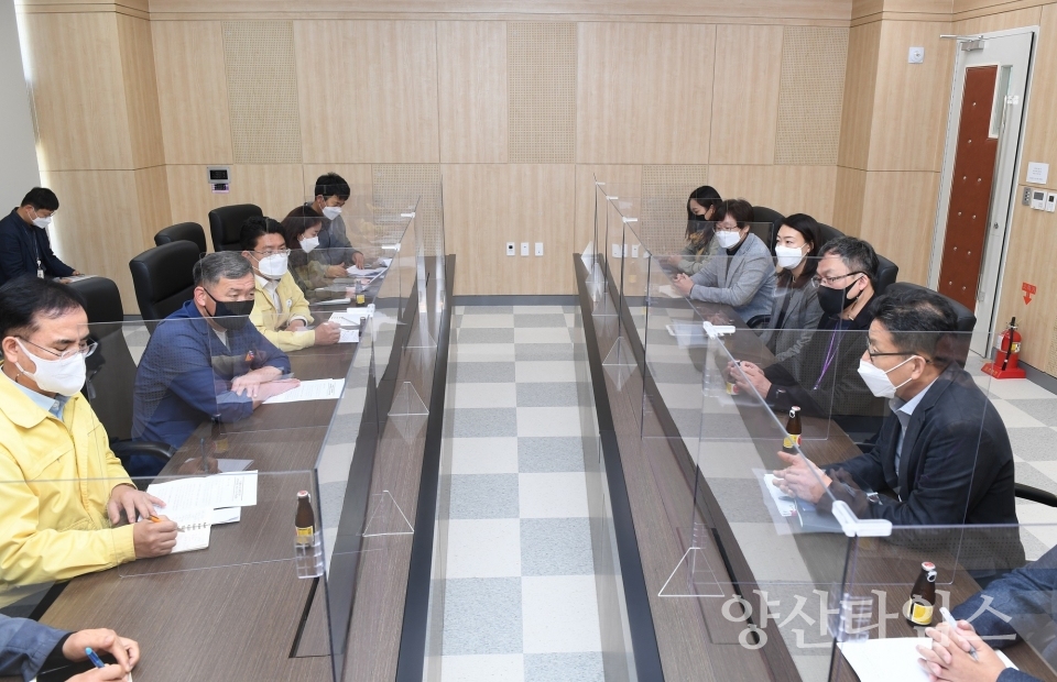 오규석 기장군수는 10월 28일 오전 11시 30분 영화진흥위원회를 방문해 김영진 위원장을 면담하고 부산촬영소(가칭)의 조속한 착공을 강력하게 촉구했다ⓒ양산타임스