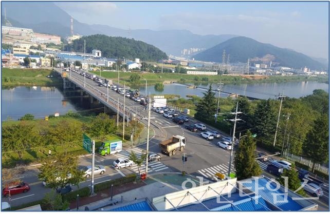 양산교 출퇴근시간 정체 모습ⓒ양산타임스