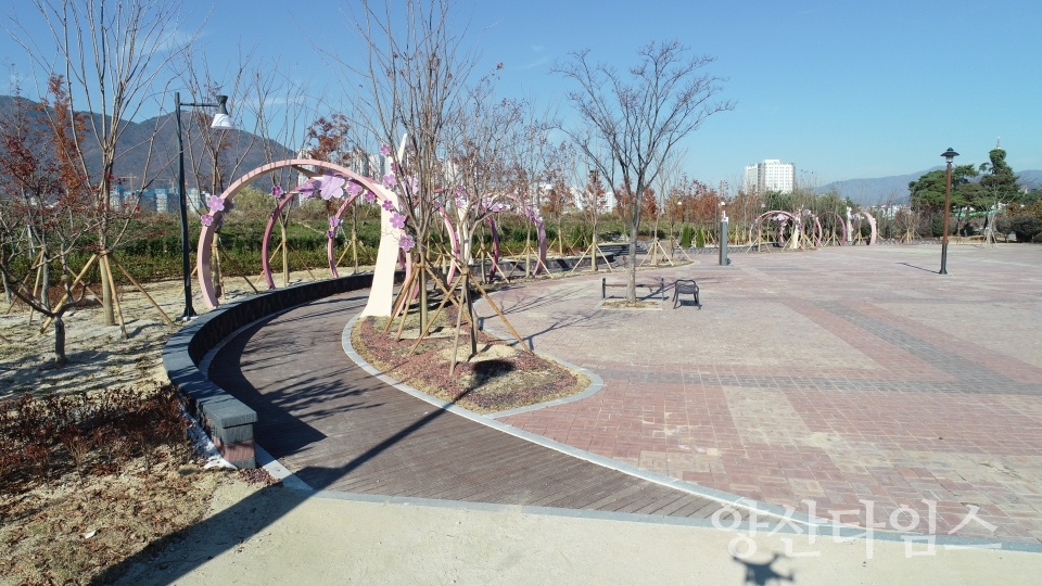 부산대양산캠퍼스역 나눔광장ⓒ양산타임스