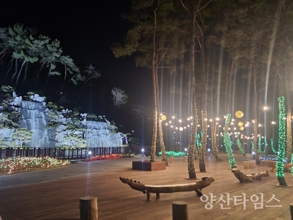 근린공원 3개소 트리조명 점등ⓒ양산타임스