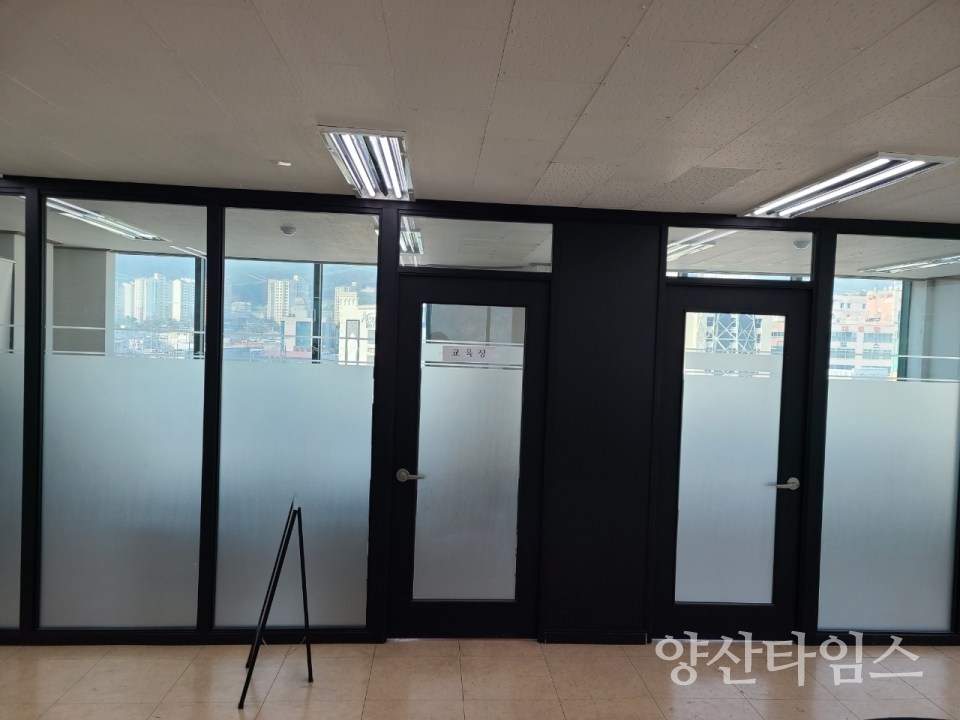 교육실에서 취업에관한 다양한 정보와 면접교육을 제공하고있다 ⓒ양산타임스