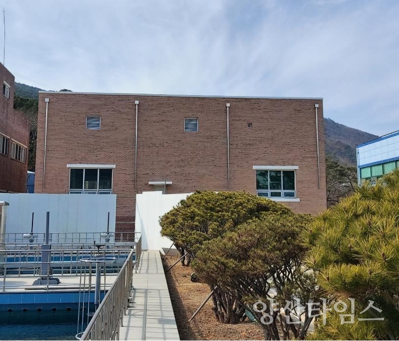 웅상정수장 분말활성탄처리ⓒ양산타임스