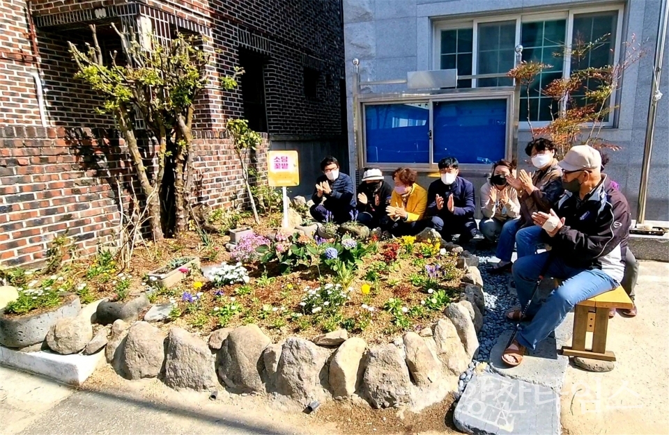 강서동 한평정원_교동 소담꽃밭ⓒ양산타임스