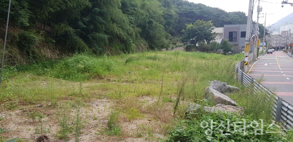 회현마을 임시공영주차장(조성 전)ⓒ양산타임스