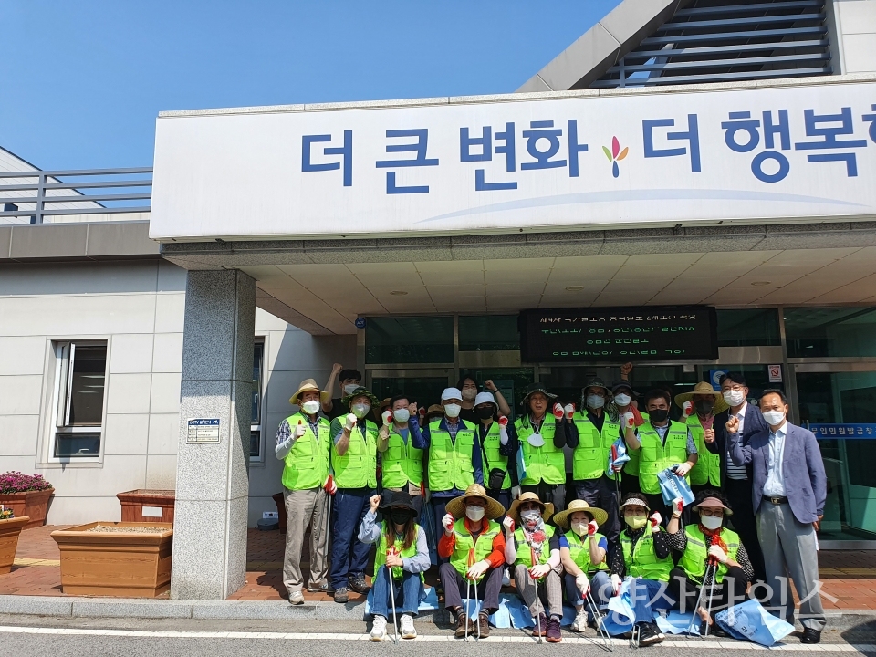덕계동 회야천변 환경정비ⓒ양산타임스