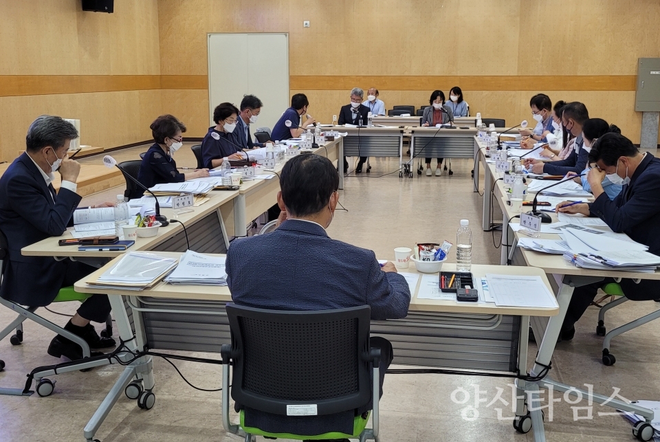 정종복 기장군수 당선인과 민선 8기 기장군수직 인수위원회는 지난 17일부터 3일간 진행한 부서별 현안업무 및 공약사항 검토보고회를 성공적으로 마무리했다ⓒ양산타임스