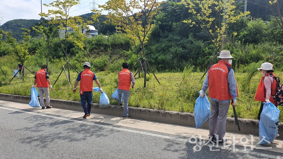 서창동 휴가철 맞이 국토대청소ⓒ양산타임스