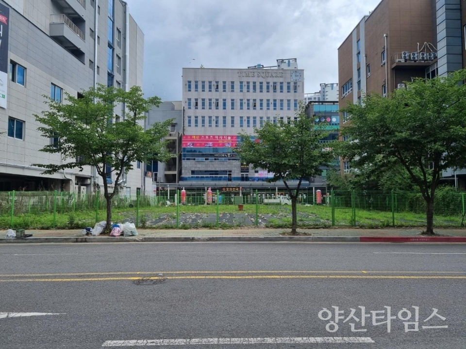 증산 만남의거리 임시공영주차장 조성전ⓒ양산타임스