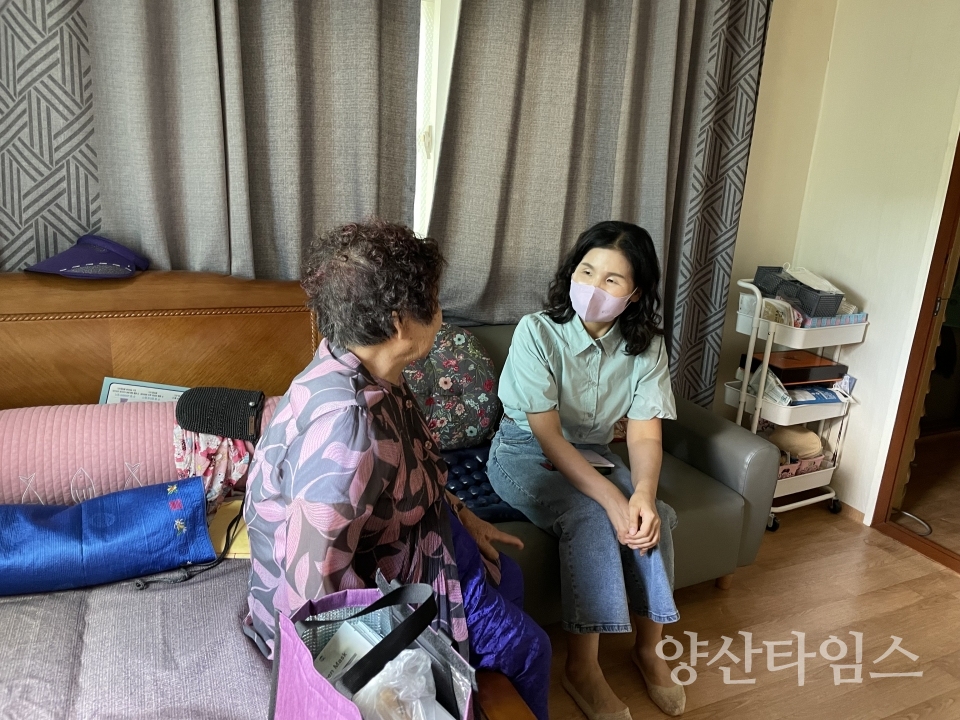 덕계동 폭염대비 주거취약계층 방문상담ⓒ양산타임스