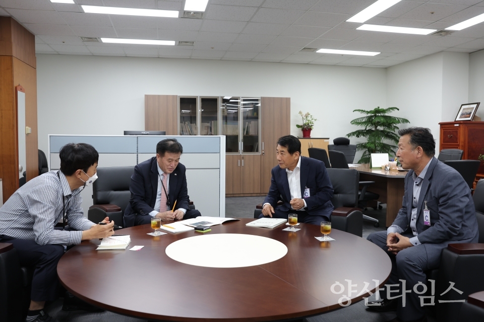 대통령실 방문사진ⓒ양산타임스