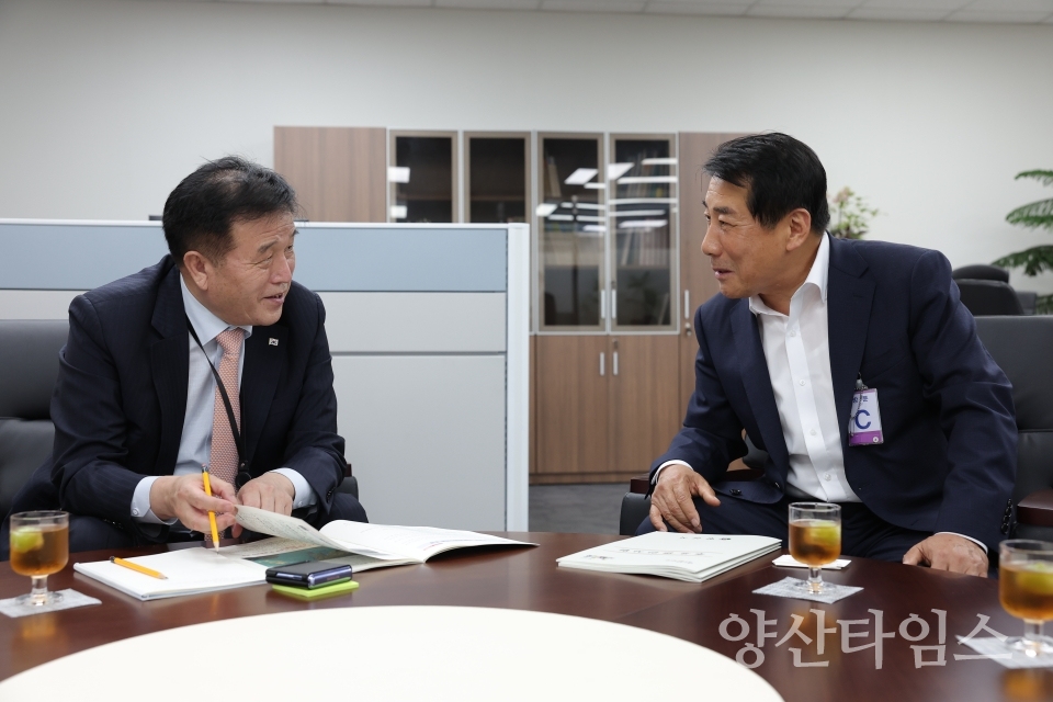 대통령실 방문사진ⓒ양산타임스