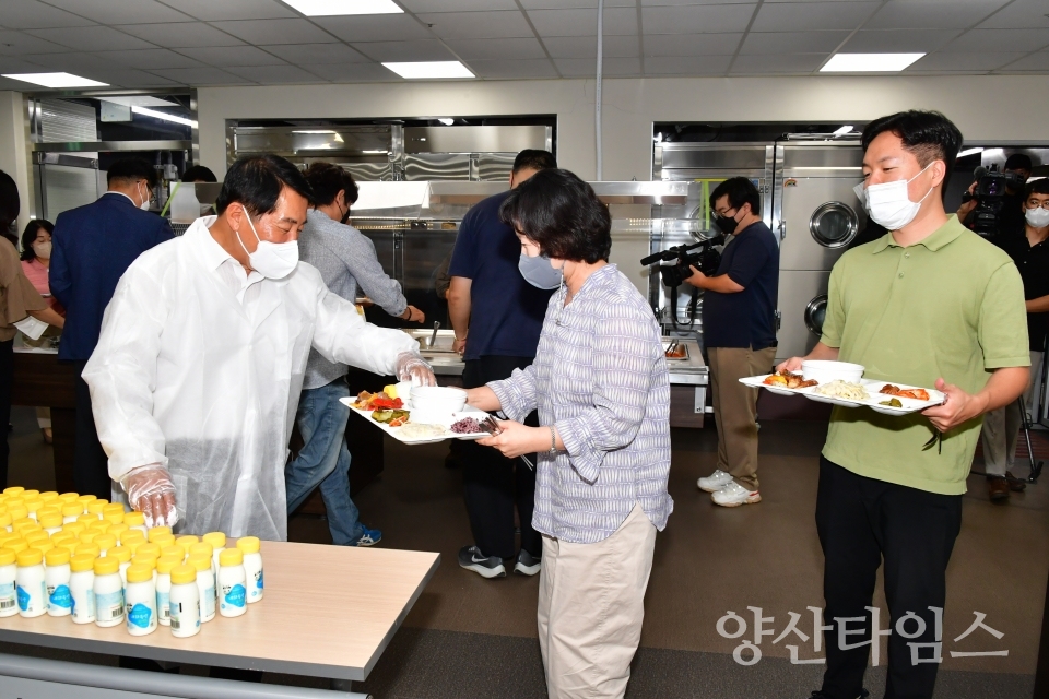 로컬푸드 직원 격려 특식ⓒ양산타임스