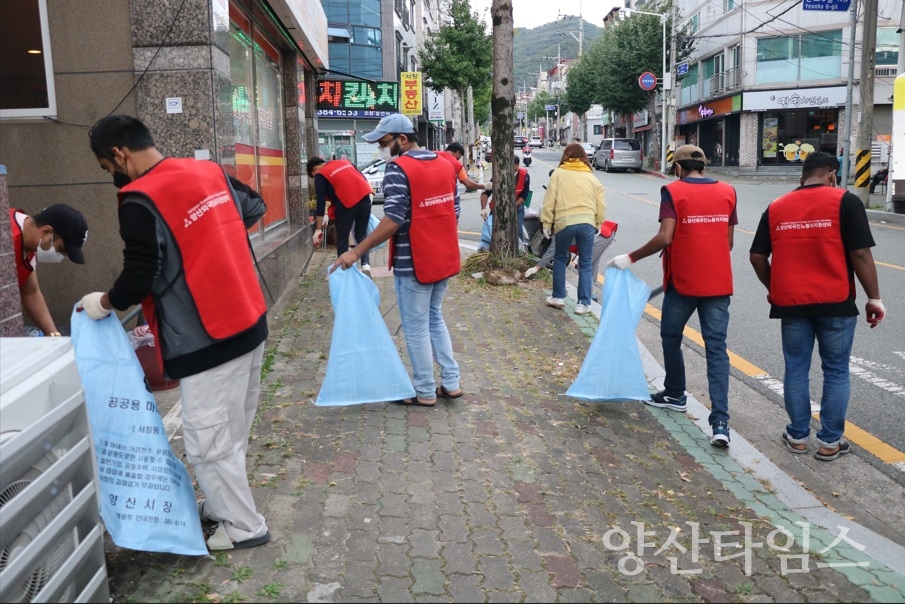 서창동 외국인노동자 환경정비ⓒ양산타임스