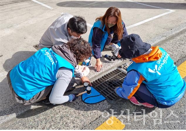 우수관 담배꽁초 투기금지 캠페인ⓒ양산타임스