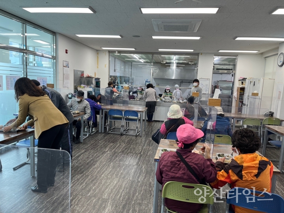 덕계동 여성민방위대 무료급식 봉사ⓒ양산타임스
