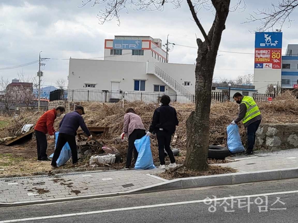 소주동 봄맞이 국토대청소ⓒ양산타임스