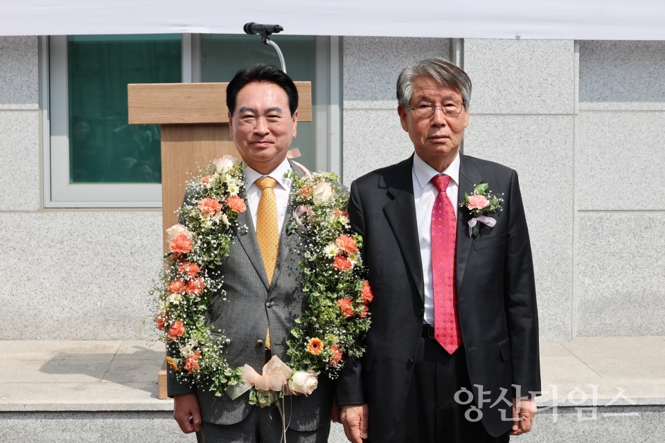 웅상문예원장 이취임식ⓒ양산타임스