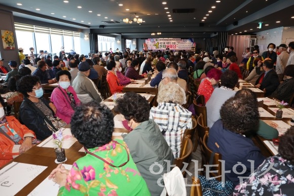 제15회 어르신 초청 효잔치 한마당ⓒ양산타임스