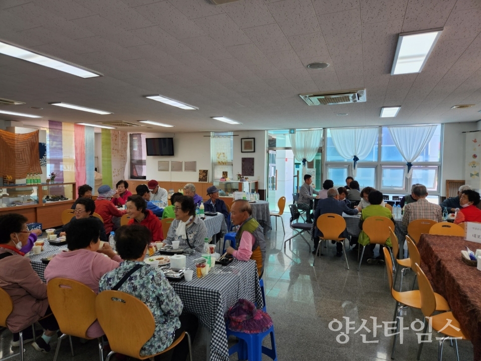 쌍포공동체협동조합 어버이날 맞이 효잔치ⓒ양산타임스