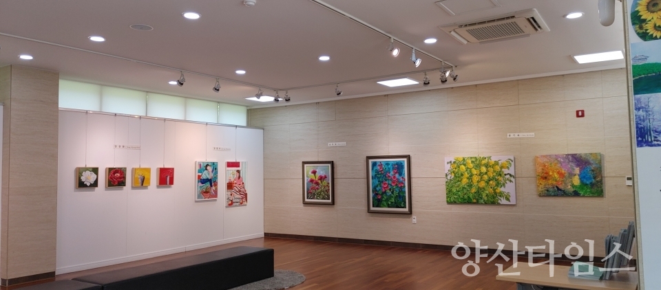 선바위도서관, 울산 Life&Art 작가회 정기전 개최ⓒ양산타임스
