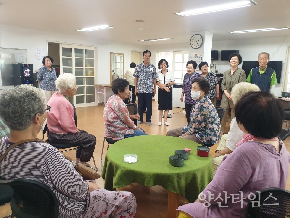 양주동 추석맞이 경로당 방문ⓒ양산타임스