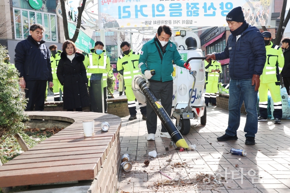 친환경노면청소기 시범운전ⓒ양산타임스