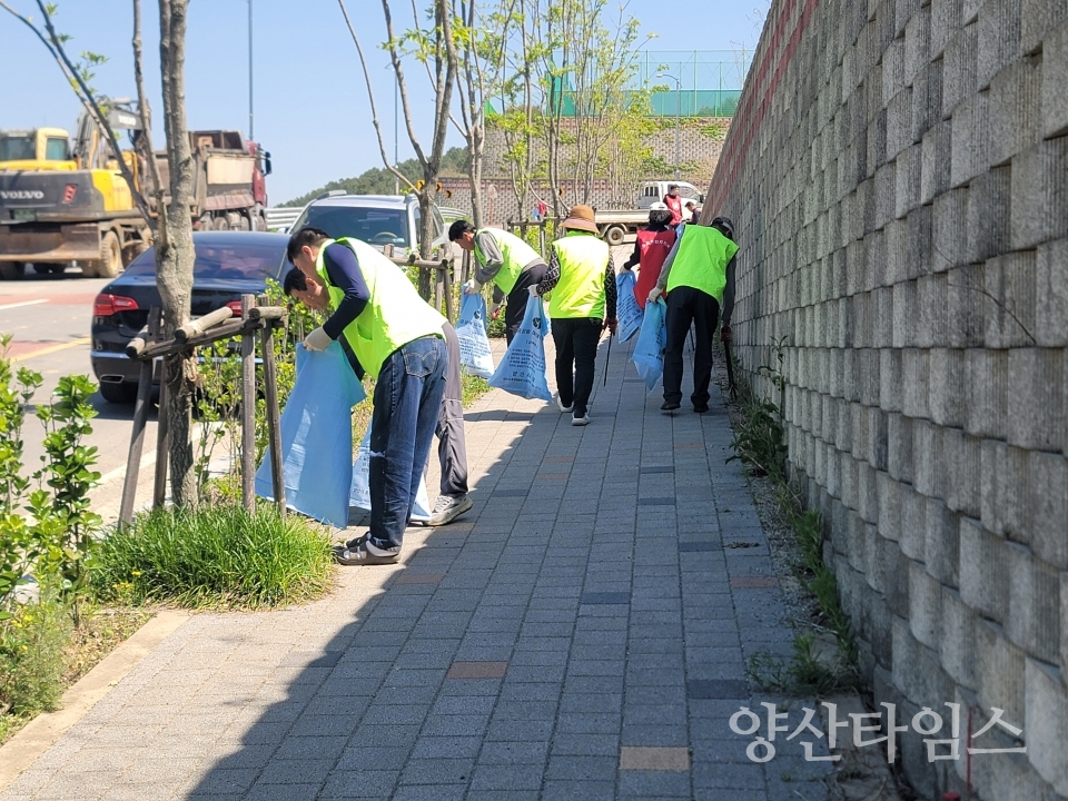 상북면 5월 국토대청소ⓒ양산타임스