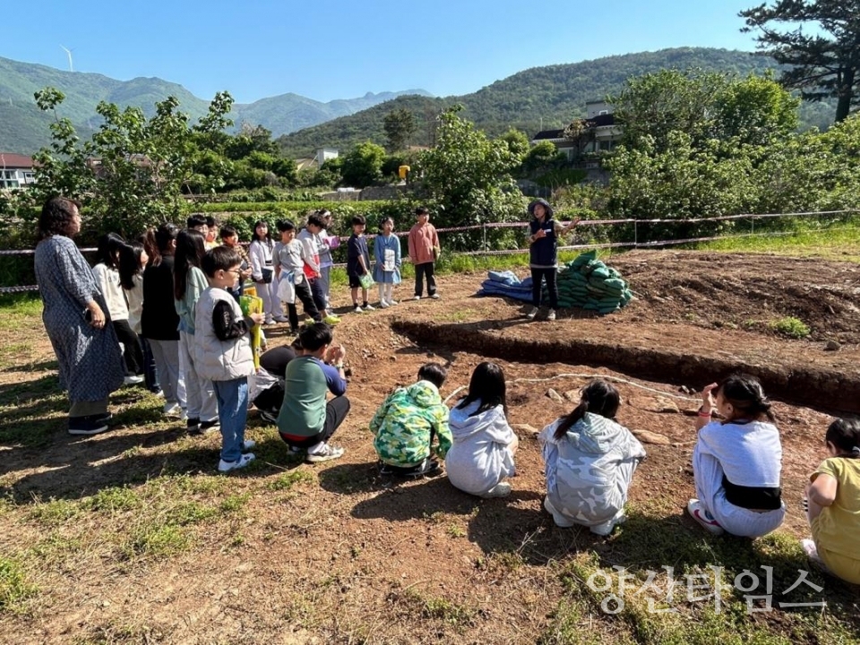 화제초 문화재 발굴현장 견학ⓒ양산타임스