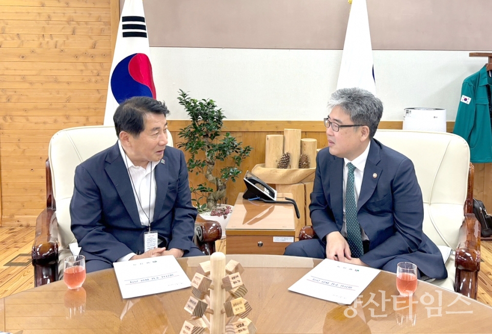 나동연양산시장_산림청장 면담ⓒ양산타임스