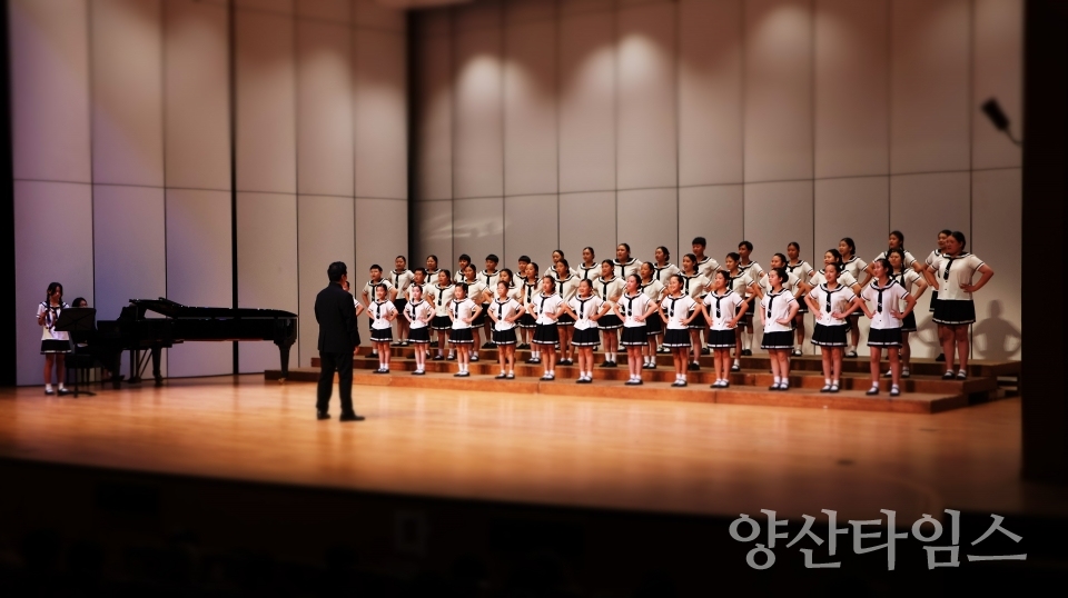 "제12회 양산전국청소년합창대회_시상식" "제12회 양산전국청소년합창대회_경주시 청소년합창단" ⓒ양산타임스