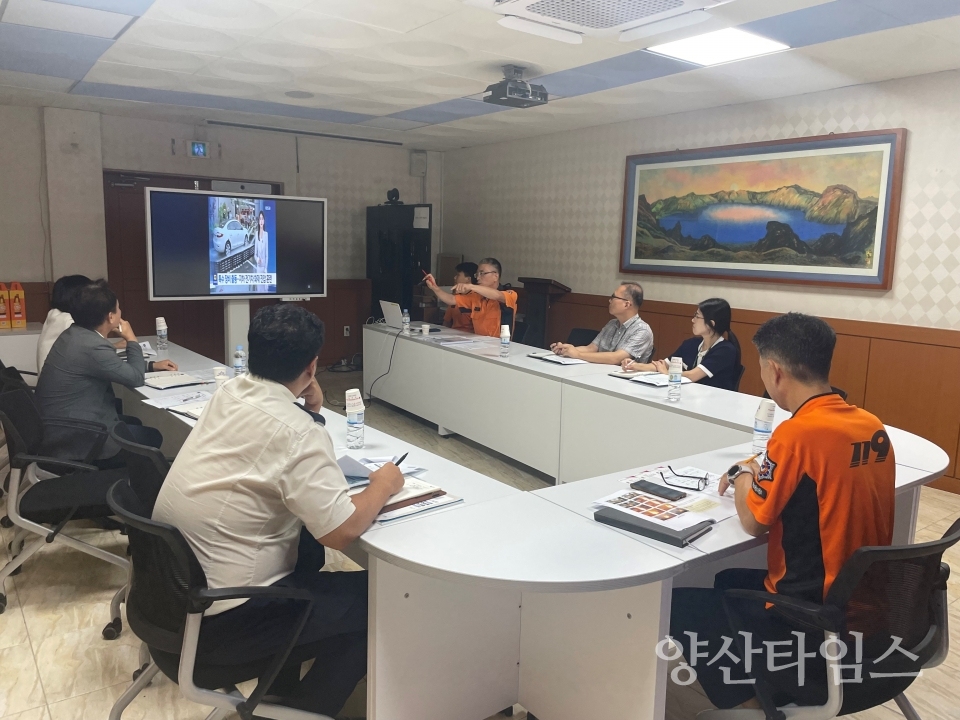"전기차 충전시설 합동점검" "전기차 화재발생 소방대책 논의" "전기차 화재발생 진압장비 시연" ⓒ양산타임스