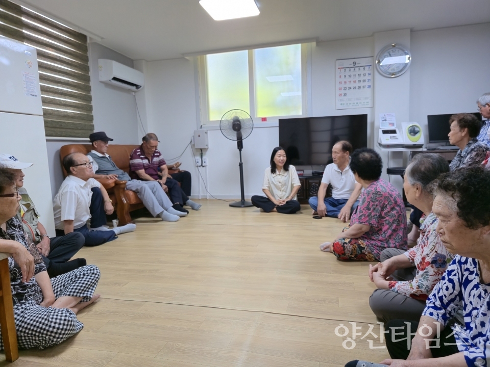 덕계동 추석맞이 경로당 방문ⓒ양산타임스