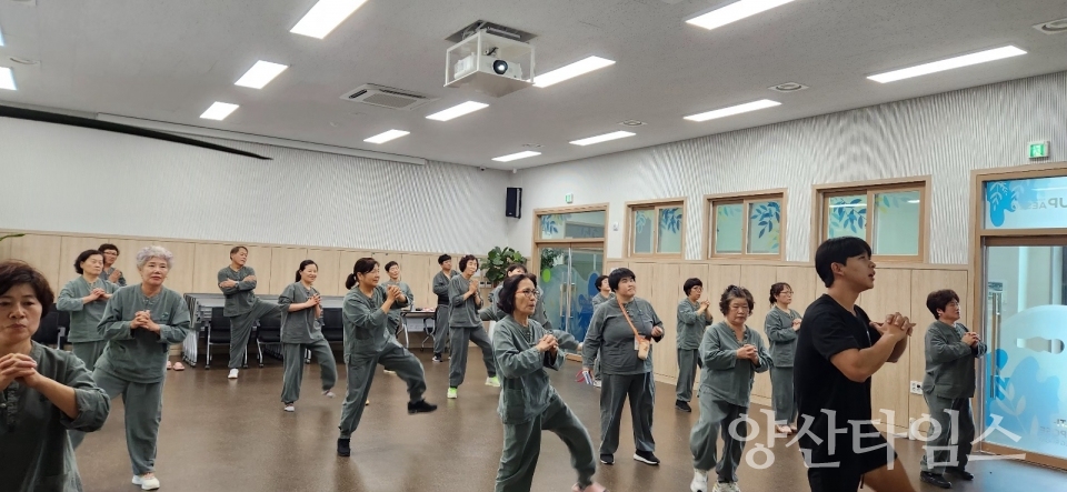 경남대학교연계, 지역주민 맞춤운동과 해수입욕 프로그램 진행ⓒ양산타임스