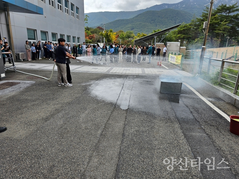 웅상119안전센터와 합동으로 진행된 소방훈련ⓒ양산타임스