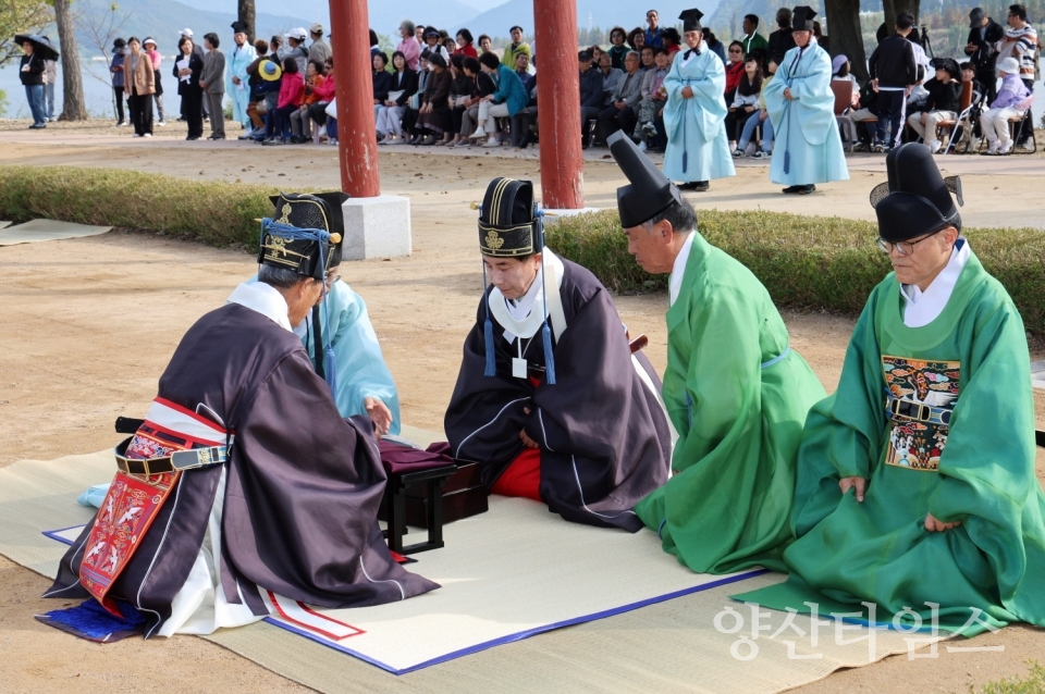 가야진사 일원에서 진행된 가야진용신제 공개 시연ⓒ양산타임스