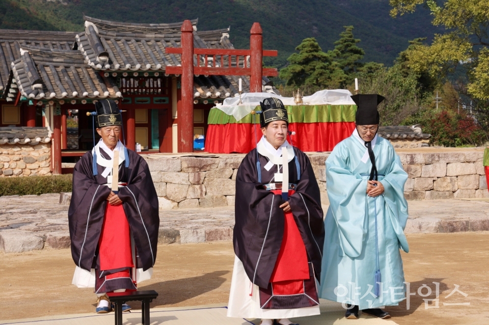 가야진사 일원에서 진행된 가야진용신제 공개 시연ⓒ양산타임스