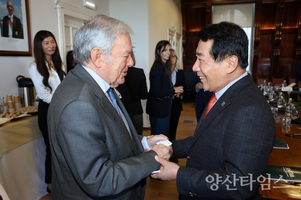 포르투갈 신트라시 바실리오 오르타 시장과의 간담회ⓒ양산타임스