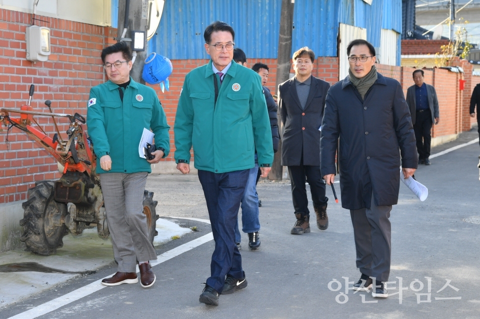 울주군, 두동면 대현지구 생활여건 개조사업 현장점검ⓒ양산타임스