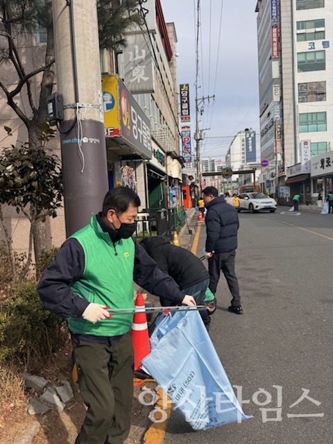 평산동 환경정비 국토대청소ⓒ양산타임스